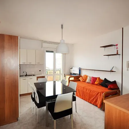 アパート Magica Immobiliare - Mimosa 11 リド・ディ・イエゾロ